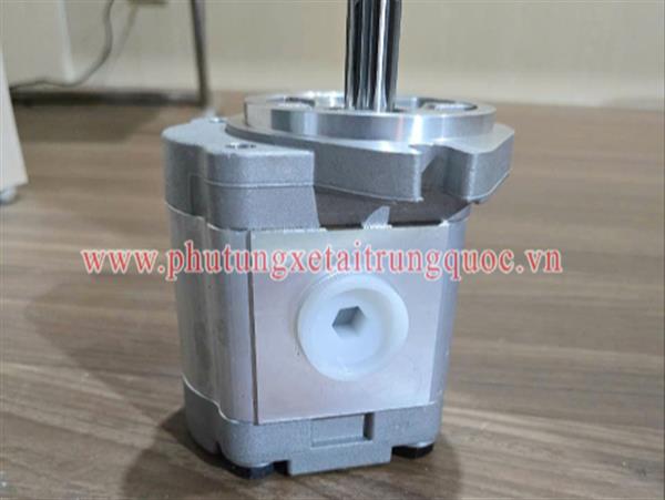 Bơm thủy lực dùng cho xe quét đường Isuzu